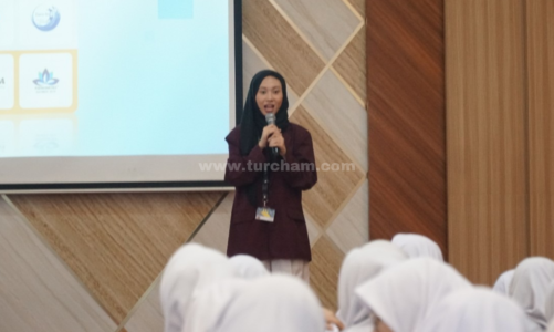 EF24: Siswa SMADIJAH Pelajari Wawasan Dunia Perguruan Tinggi dari Pakarnya